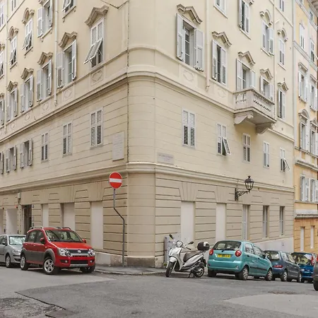 House Good Vibes Trieste